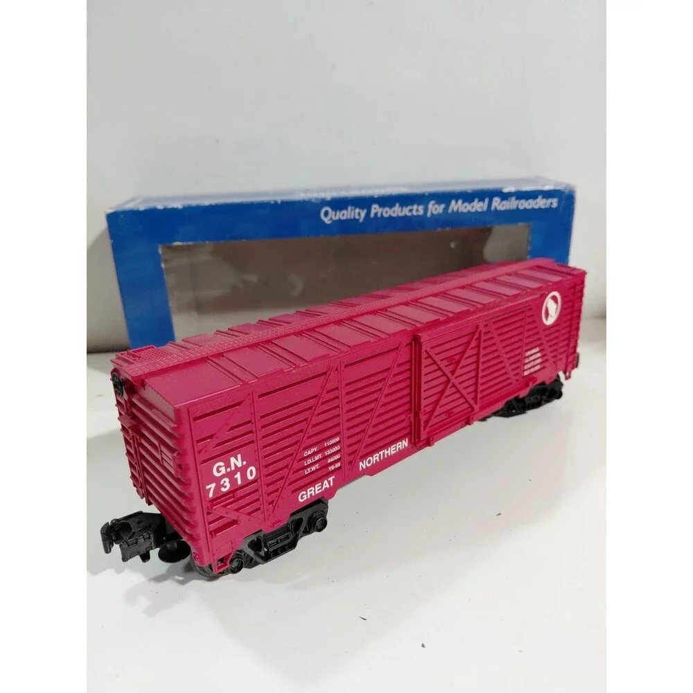Industrial Rail 3002 O Gauge Model Railroad Great Northern Cattle Car w/Box
